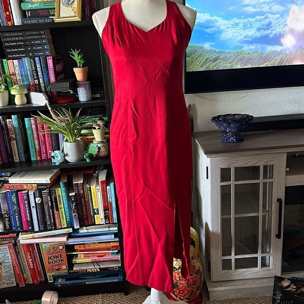 CDC Red Sleeveless V-Neck Midi Dress